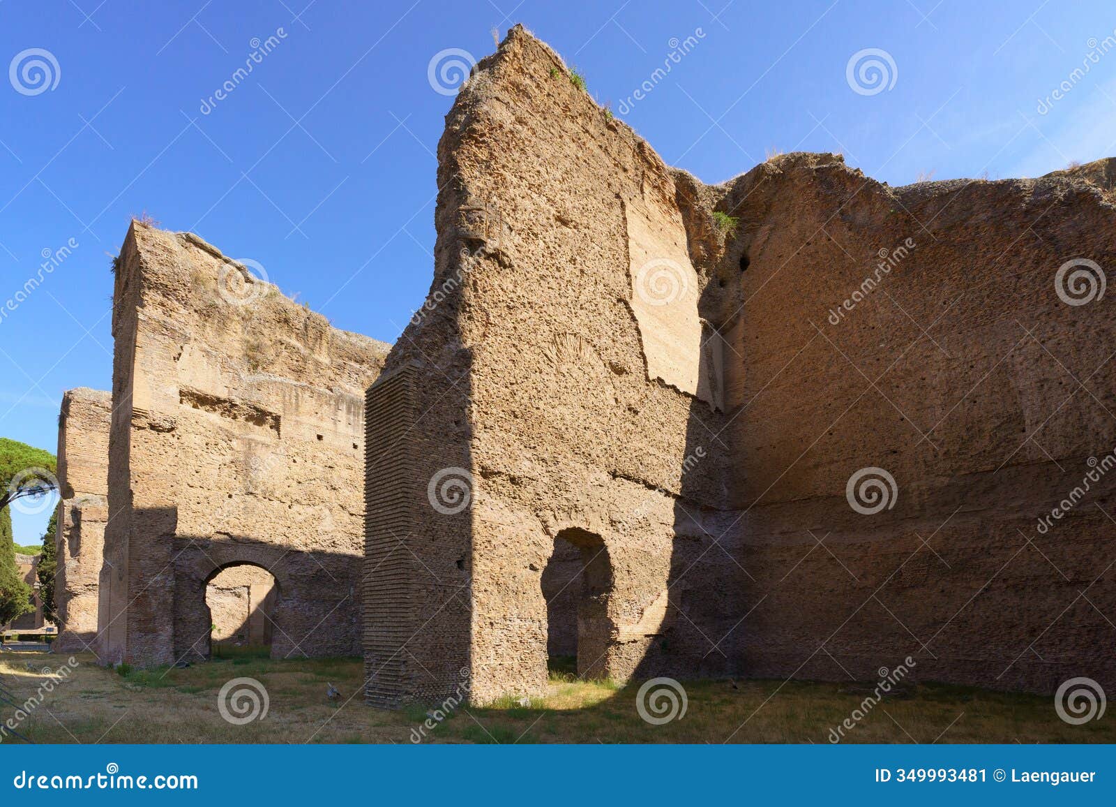 remains of the of baths of caracalla