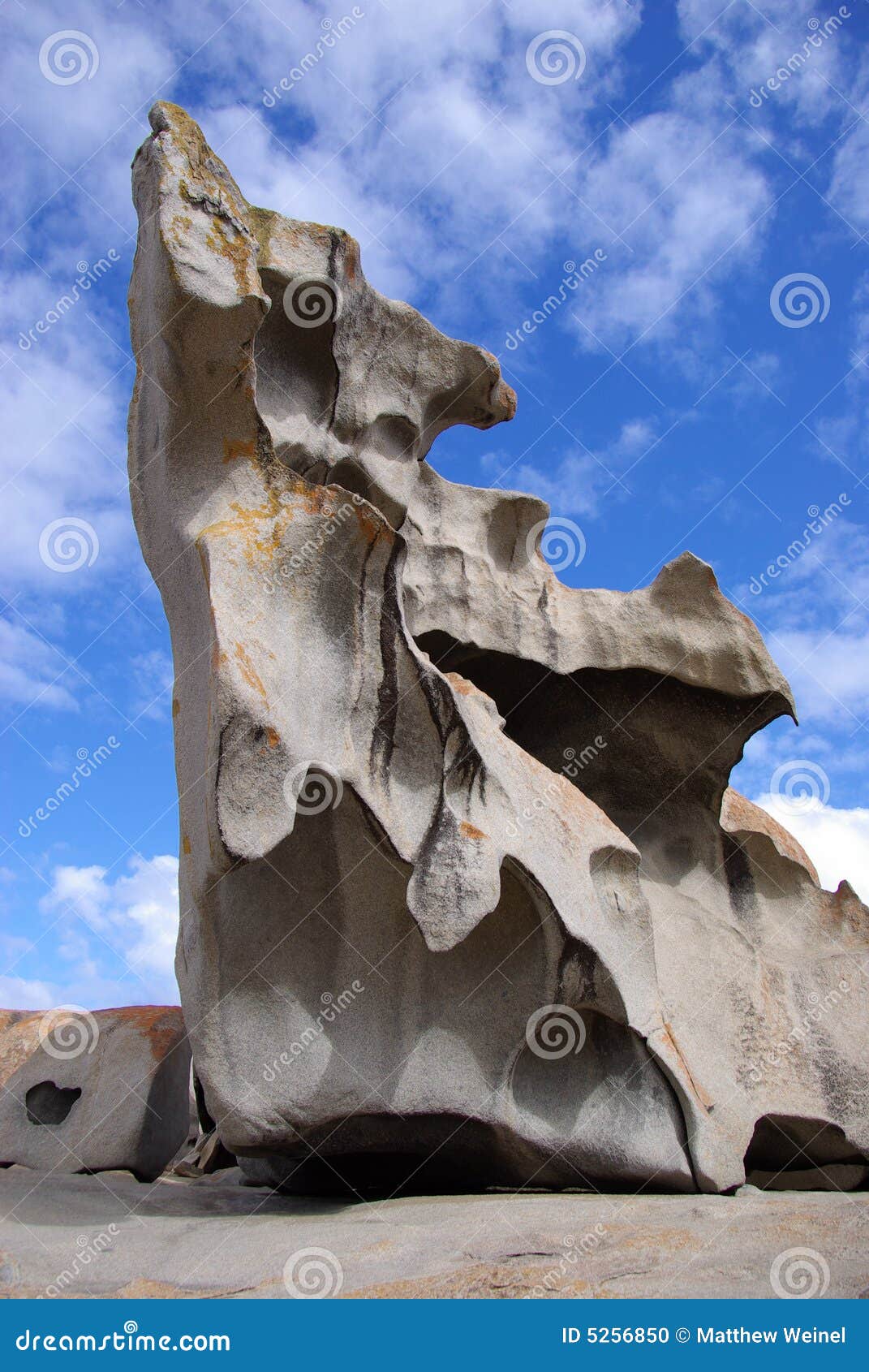 remarkable-rocks-stock-photo-image-of-island-kangaroo-5256850