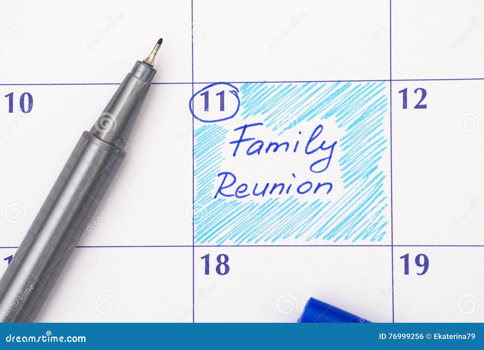 reminder family reunion in calendar
