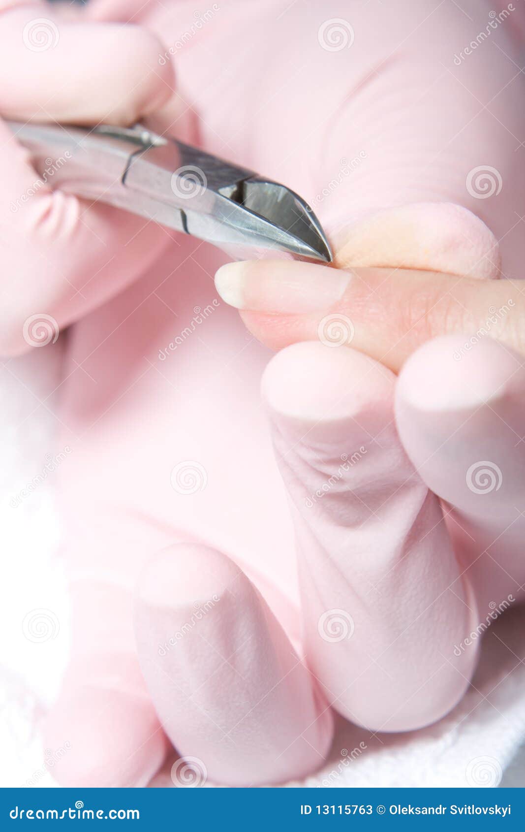 removing cuticle from the nail