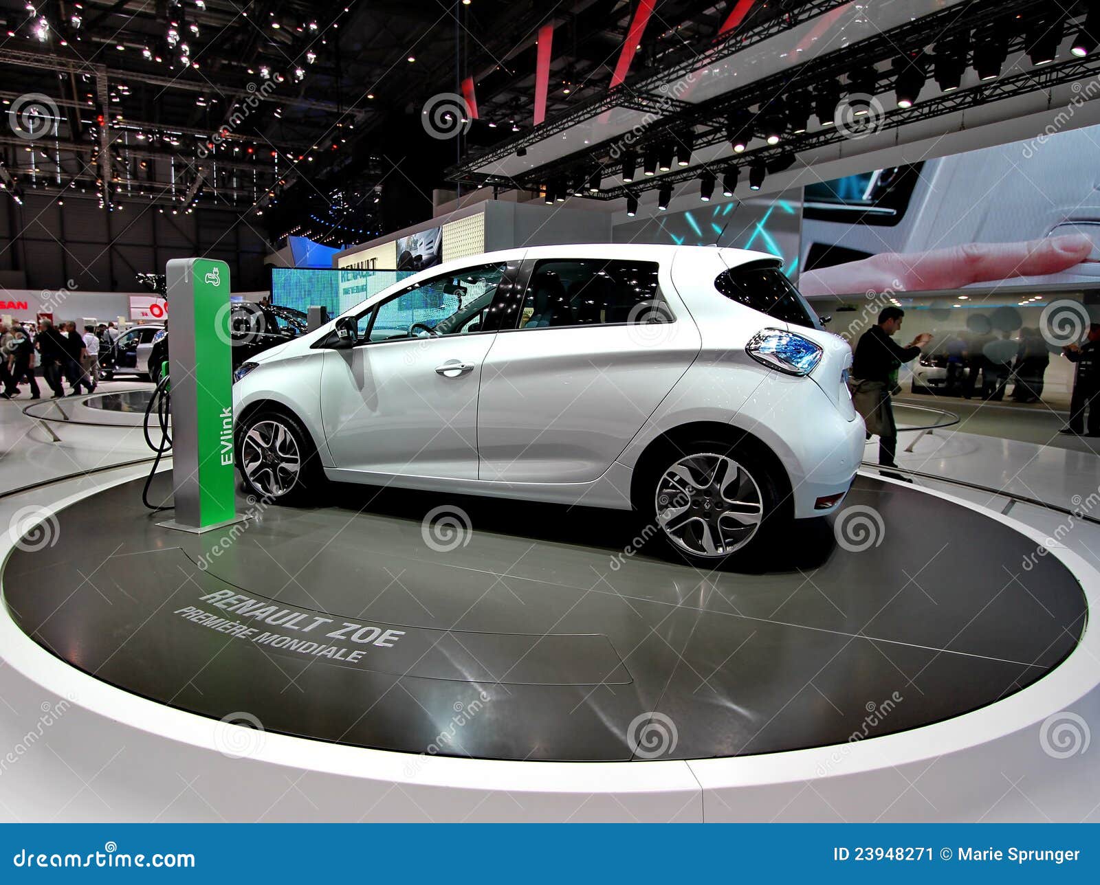 Renault ZOE editorial photo. Image of motor, automobile - 23948271