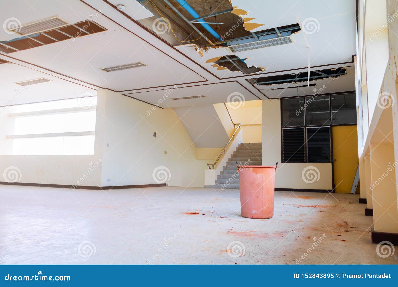 Repair Leak Water Pipe In Under Gypsum Ceiling Interior Office