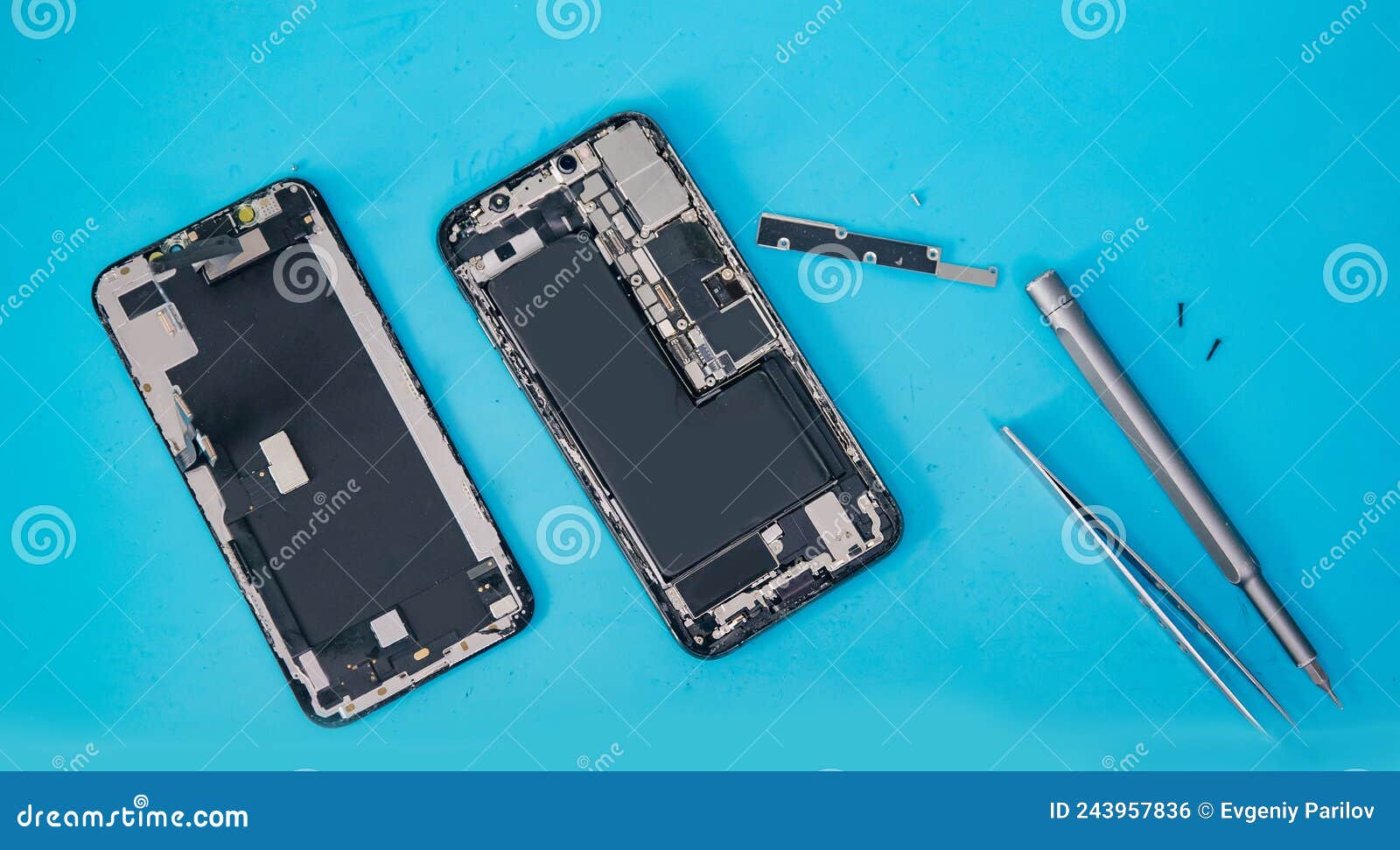 Repair Modern Mobile Phone, Master Disassembles Case To Replace Broken