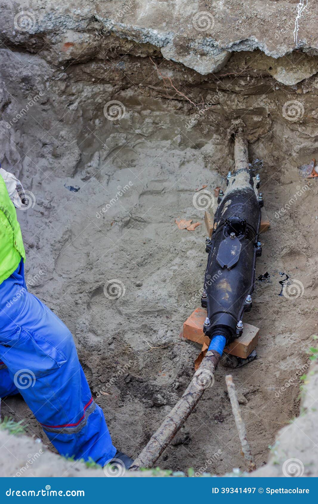 repair underground power line, cable sheath repair 2