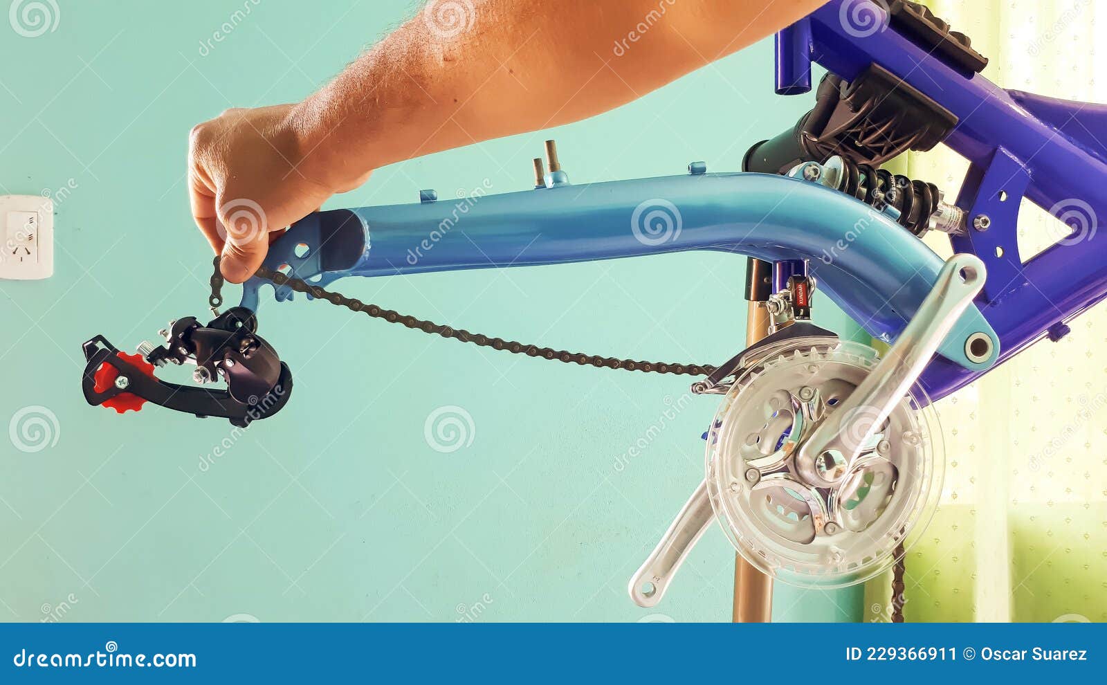 Repairing a Bicycle, Fitting Bicycle Chain Stock Image Image of bike