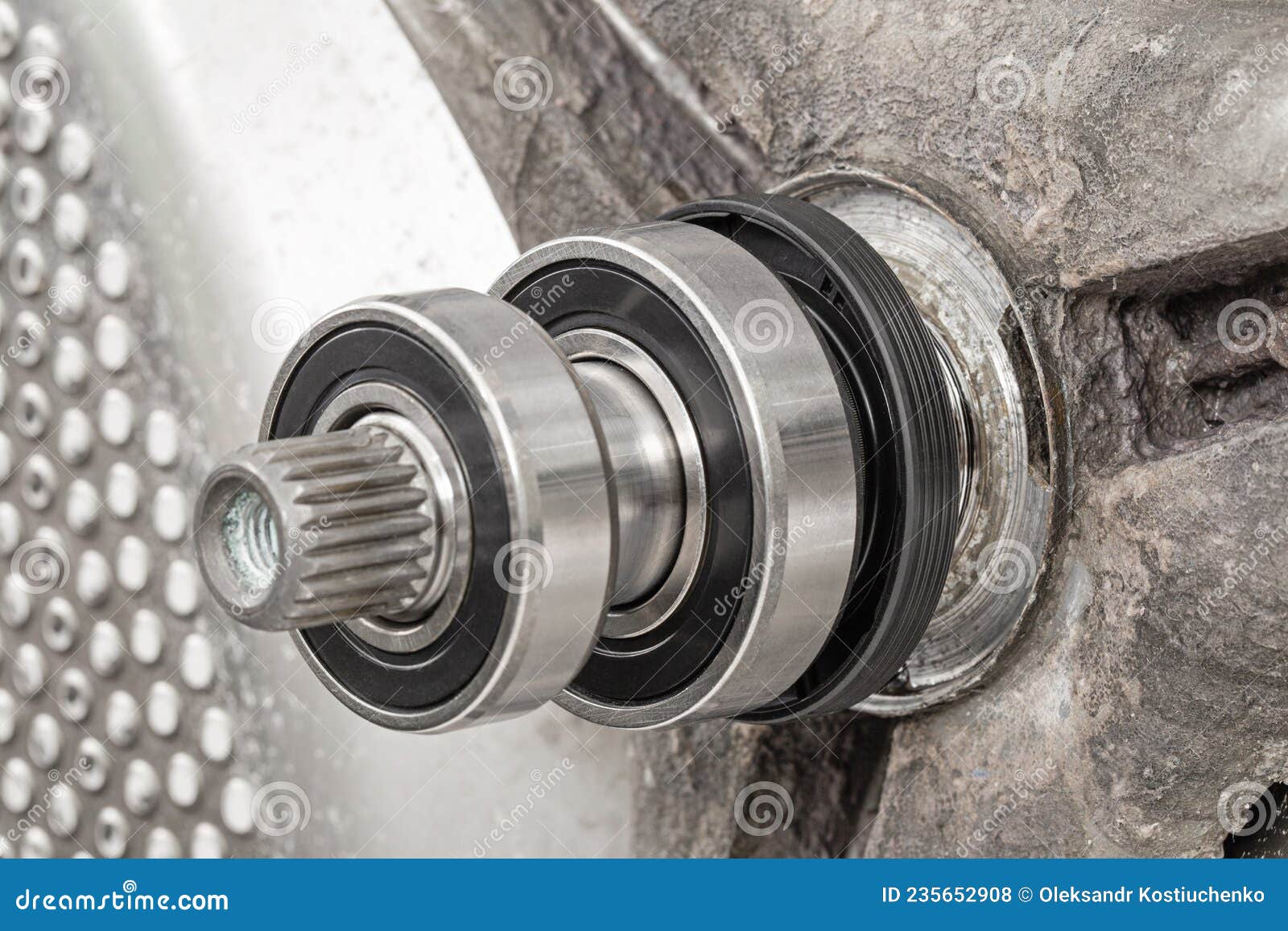 Replacing Bearings and Shaft Cuffs on the Washing Machine Drum Stock