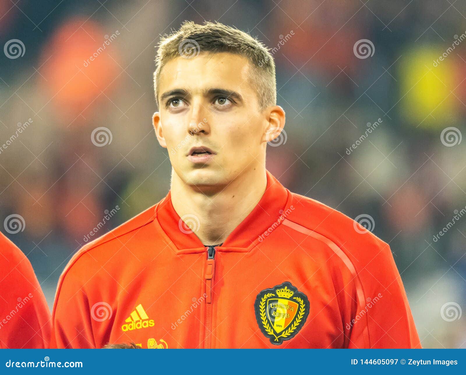 Reprezentacja Atalanty I Belgii W Pilce Noznej Obroncy Timothy Castagne Fotografia Editorial Obraz Zlozonej Z Deviltry Futbol 144605097