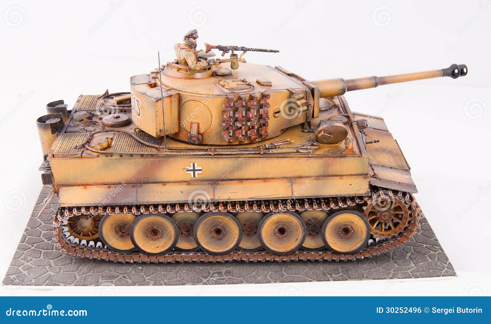 El Tanque Pesado Alemán De Modelo De La Segunda Guerra Mundial Foto de  archivo - Imagen de retroceder, fuerzas: 30252496