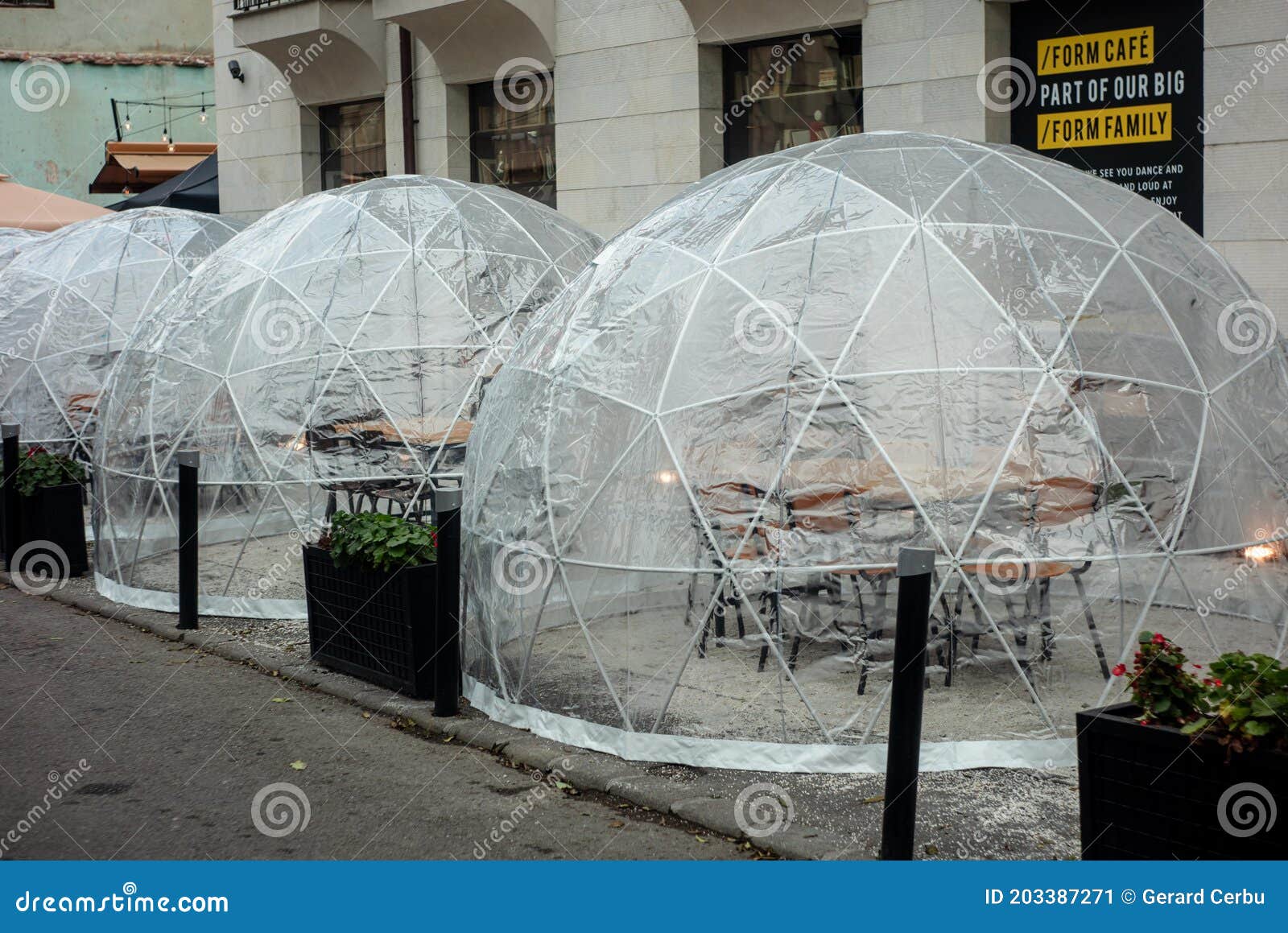 Restaurant `space Bubble` Dining Editorial Photo Image of bubbles