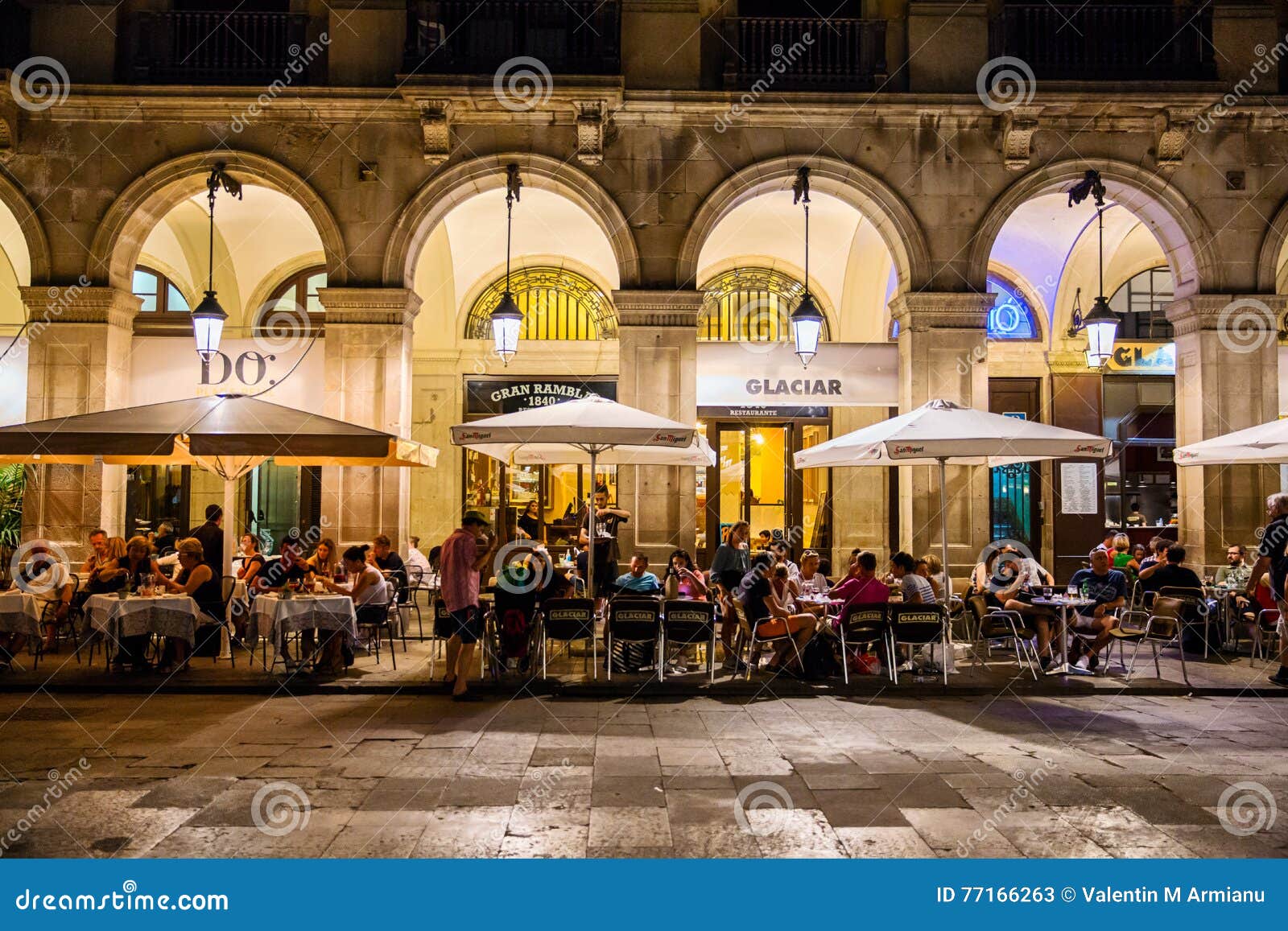 101 161 Restaurants Photos Libres De Droits Et Gratuites De Dreamstime 101 161 Restaurants Photos Libres De Droits Et Gratuites De Dreamstime