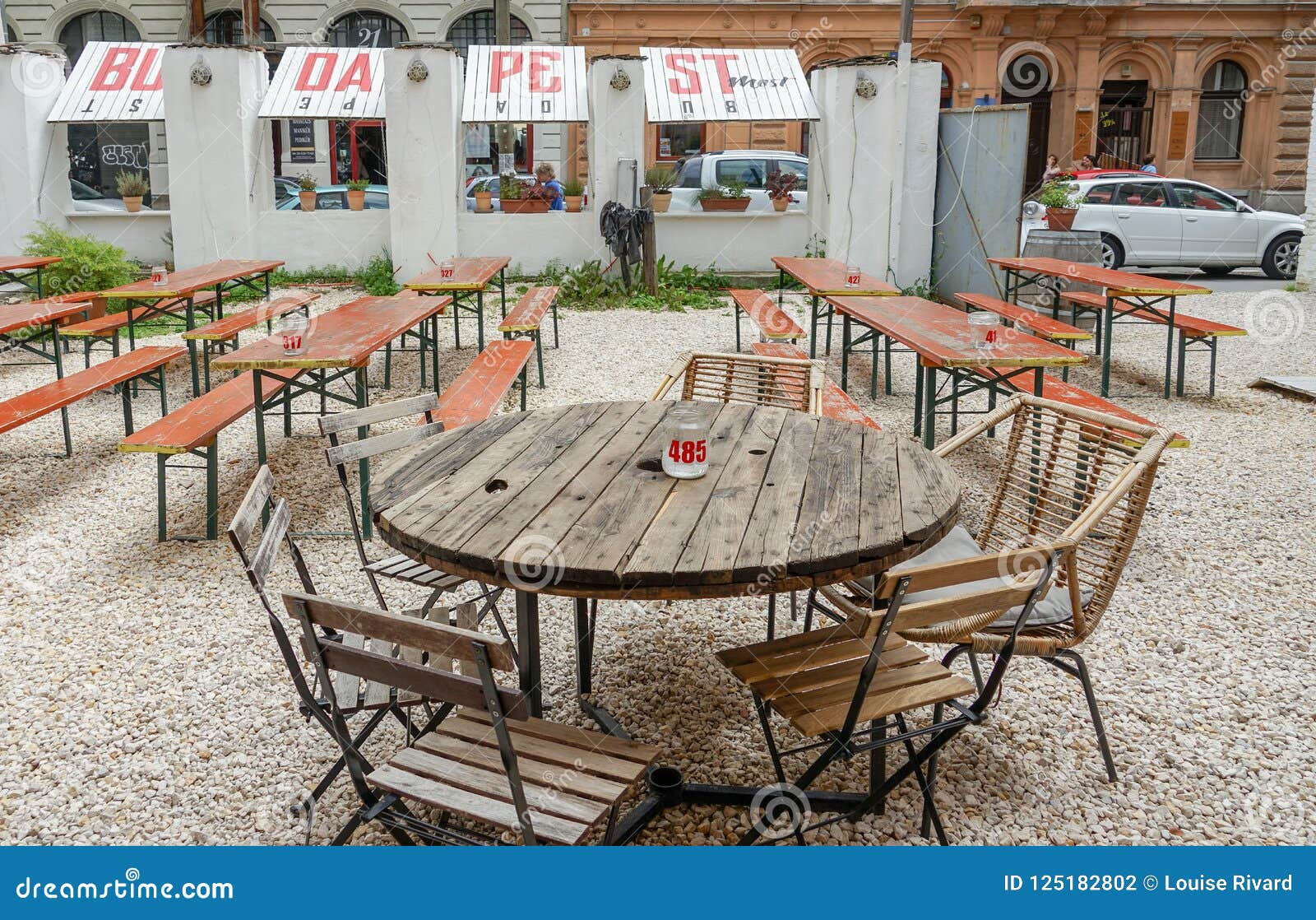 Resto Y Terraza En Budapest Fotografía editorial Imagen de lugar