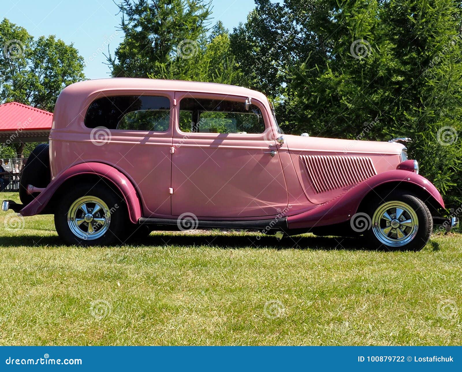 Restored Antique Ford editorial photography. Image of grass - 100879722