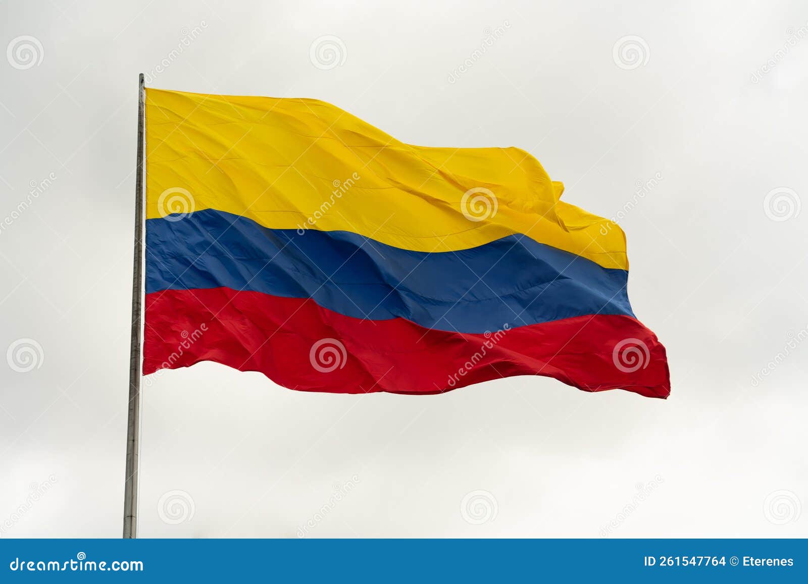 resultados de traducciÃÂ³n national flag of colombia waving.