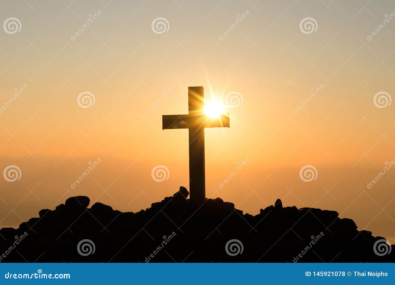 Resurrection Concept:Crucifixion of Jesus Christ Cross at Sunset ...