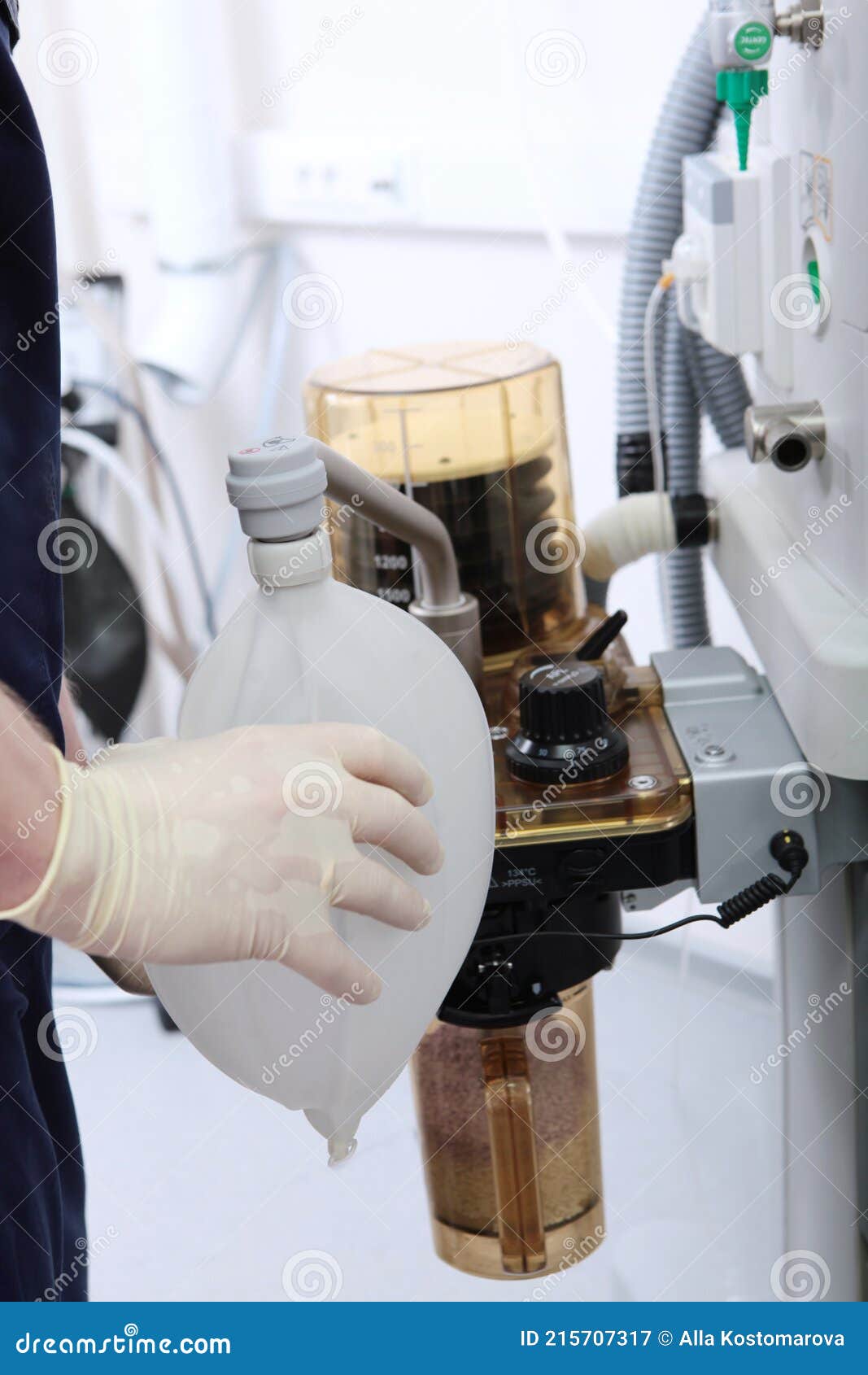 the resuscitator checks and connects the device for artificial ventilation of the lungs. surgery under general