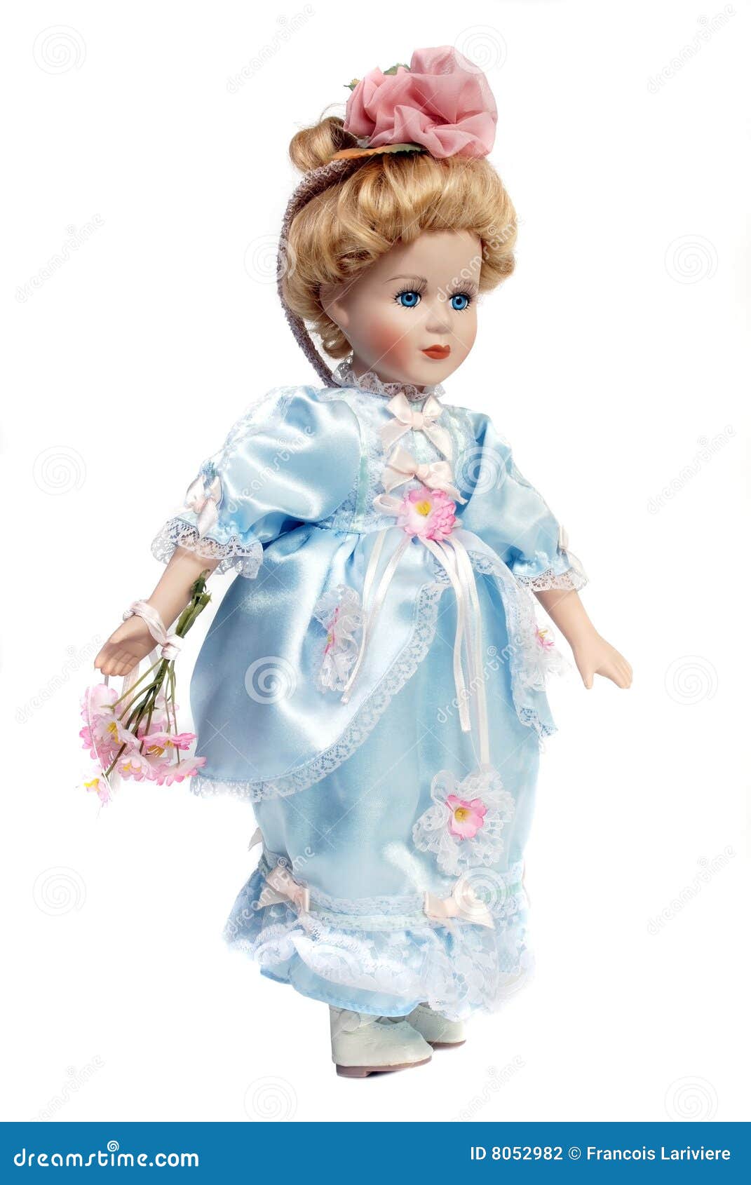 Retrato Do Rosto De Uma Boneca De Porcelana Antiga Foto de Stock - Imagem  de cara, nostalgia: 8052982, image size:1071x1690