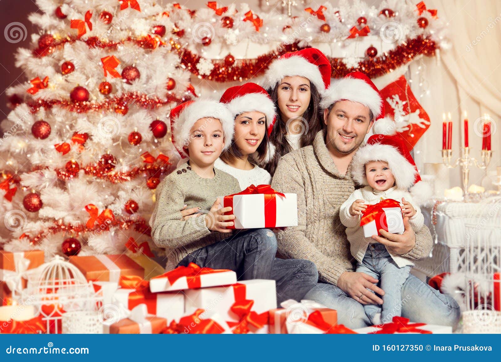 familia-natal-shutterstock_images1 - SEDA College