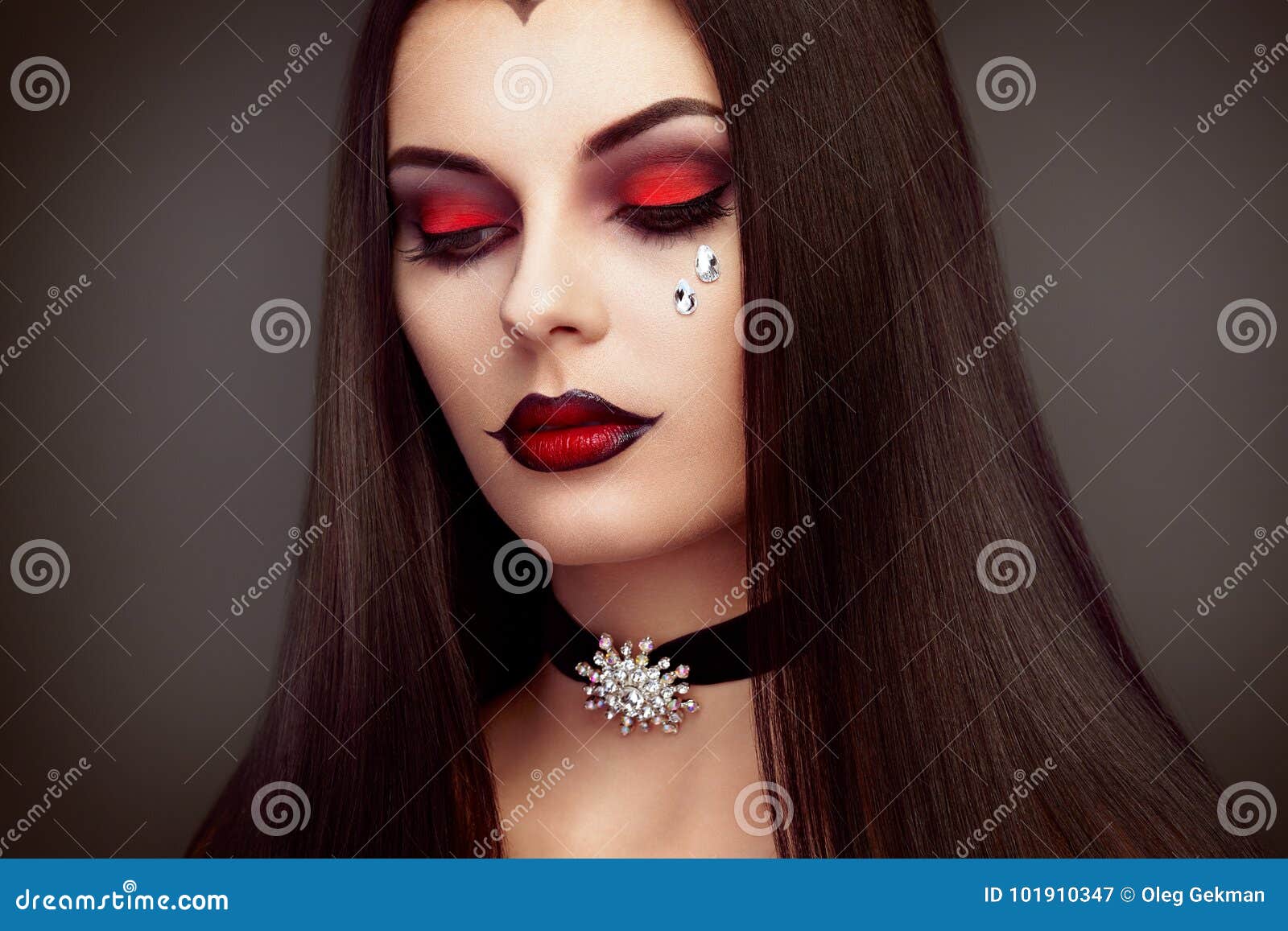 Retrato De La Mujer Del Vampiro De Halloween Imagen de archivo