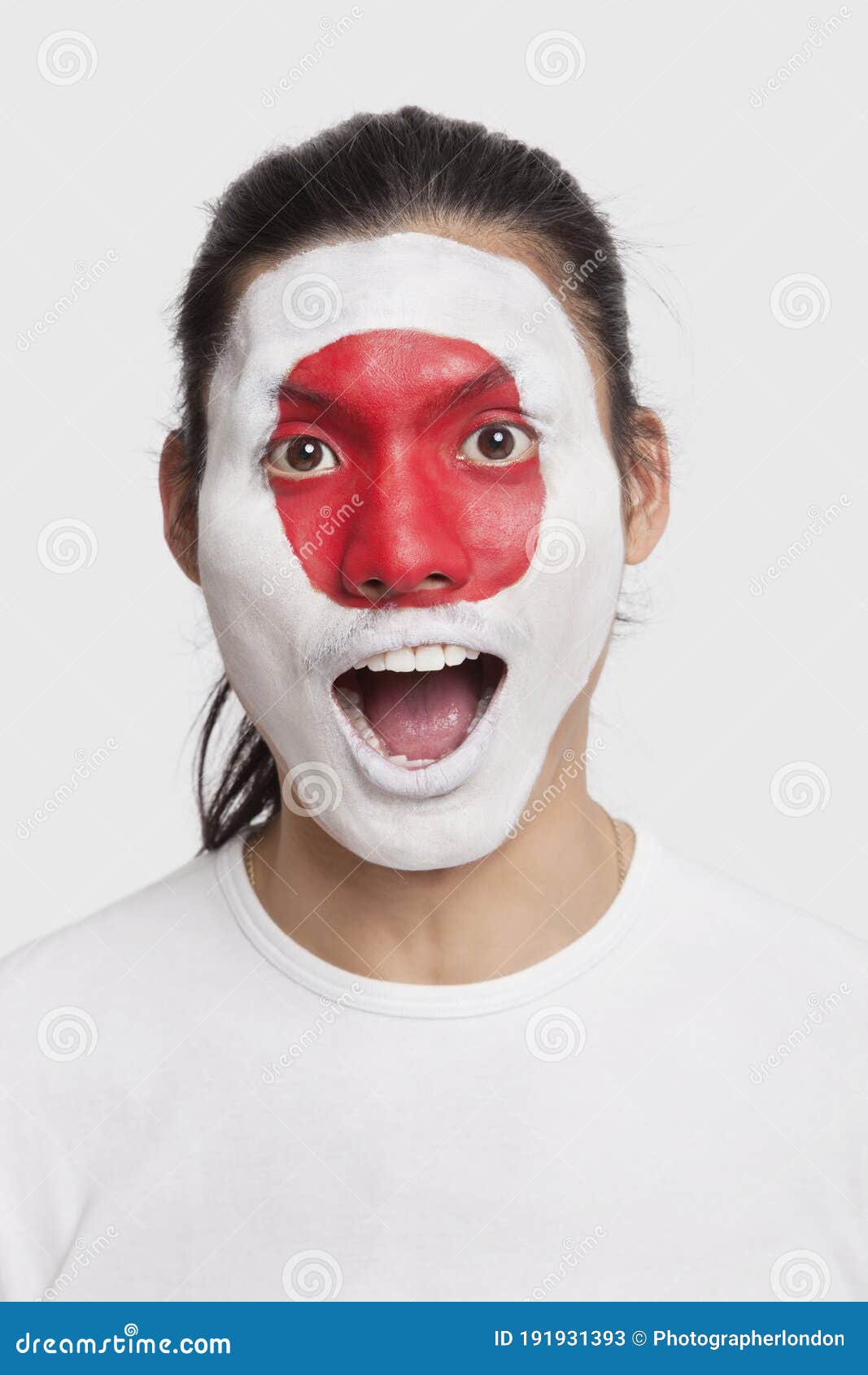 Foto de retrato de cabelo ondulado masculino adolescente japonês