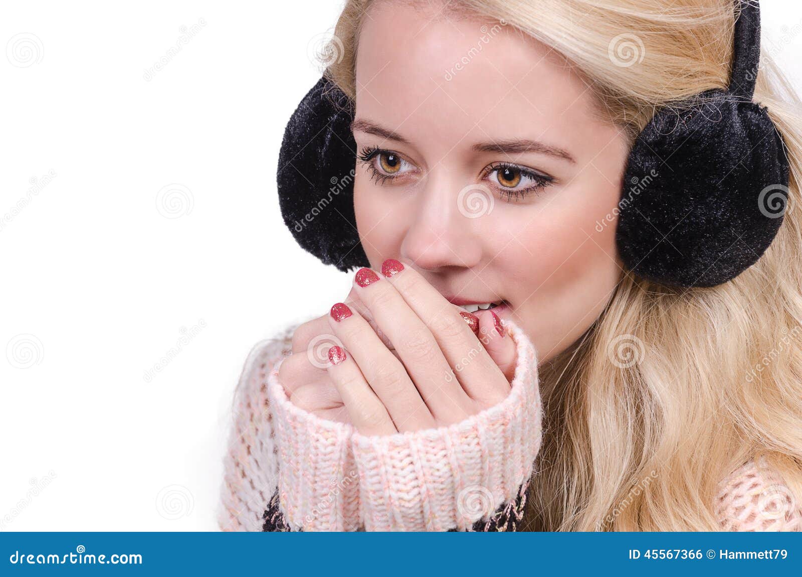 Retrato De Una Mujer Con Las Orejeras Foto de archivo - Imagen de enfermo,  invierno: 45567366