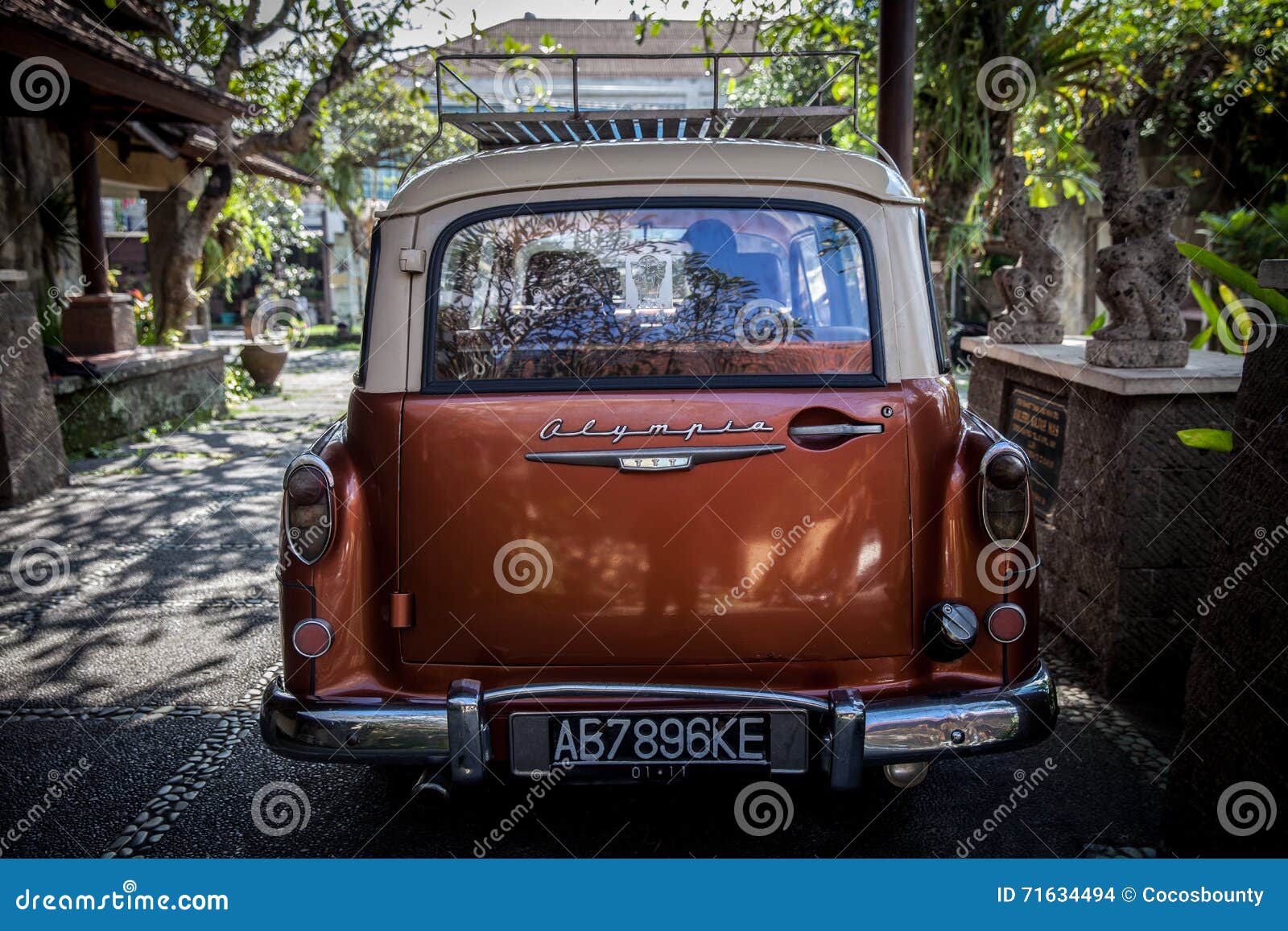 Retro Auto OPEL Van De Inzamelings De Klassieke Oude Auto Redactionele