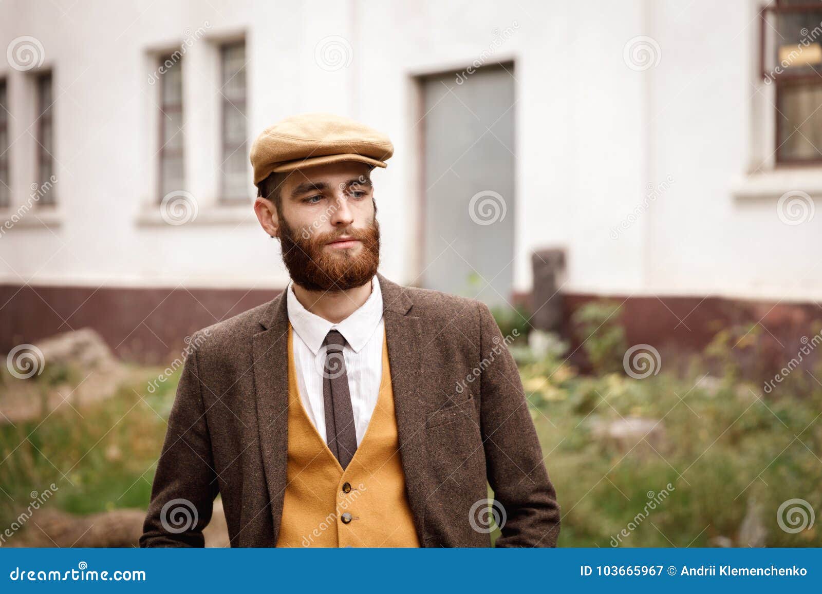 Retro Gangster With A Beard On The Background Of An Old ...