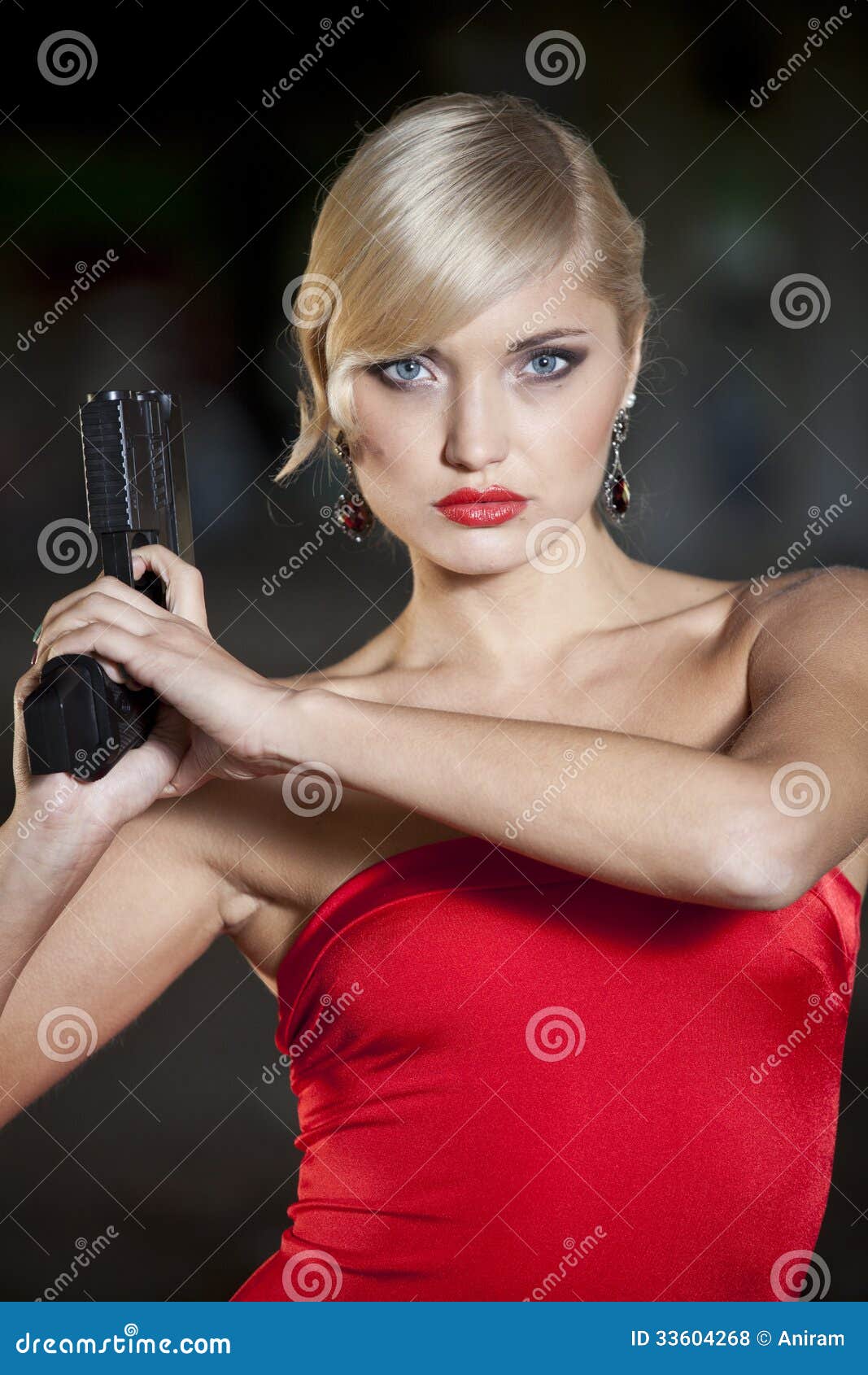 Retro Woman Holding Gun Royalty Free Stock Photos - Image: 33604268