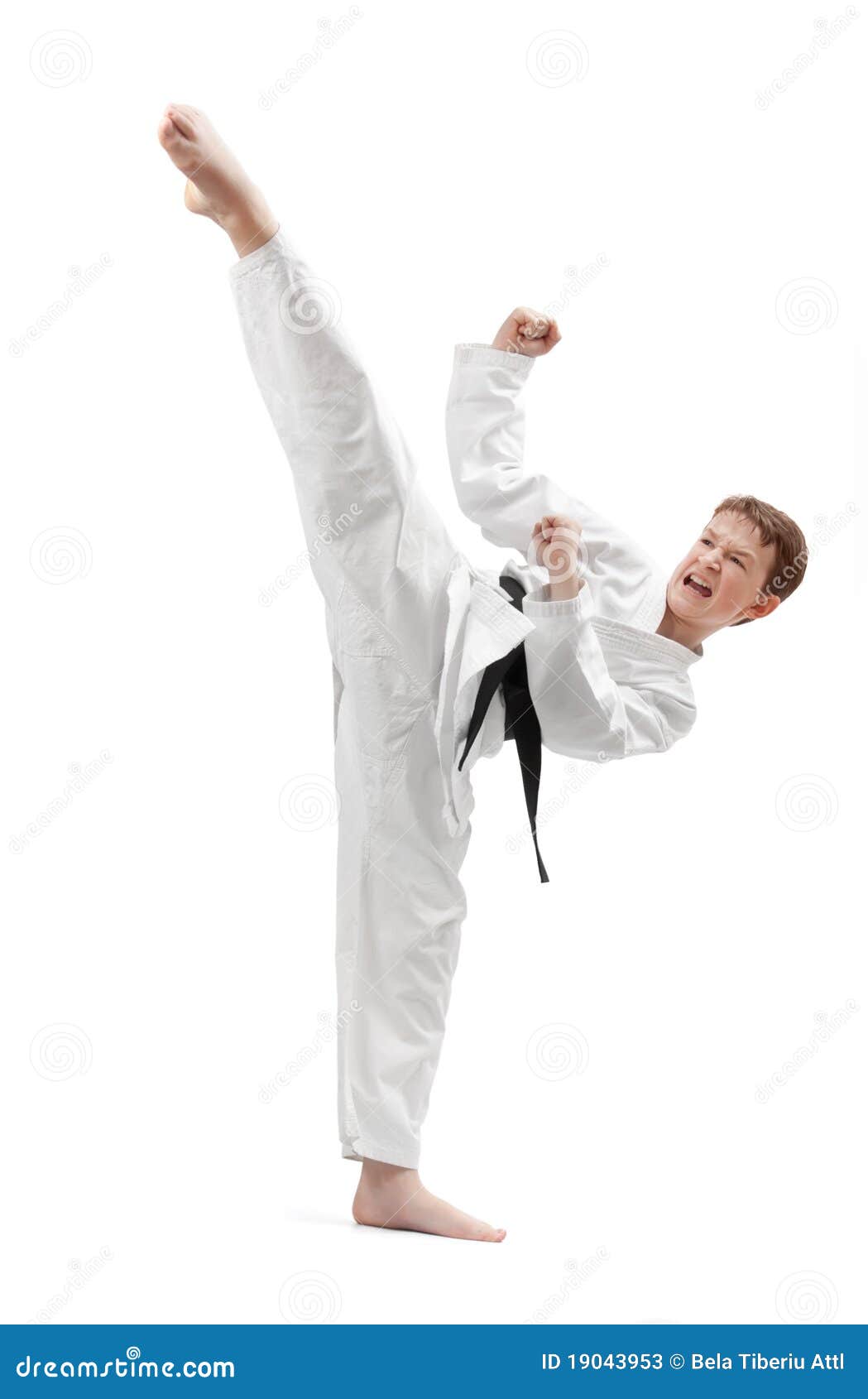 Chute de Karaté imagem de stock. Imagem de infância, preto - 19043953, image size:1049x1690