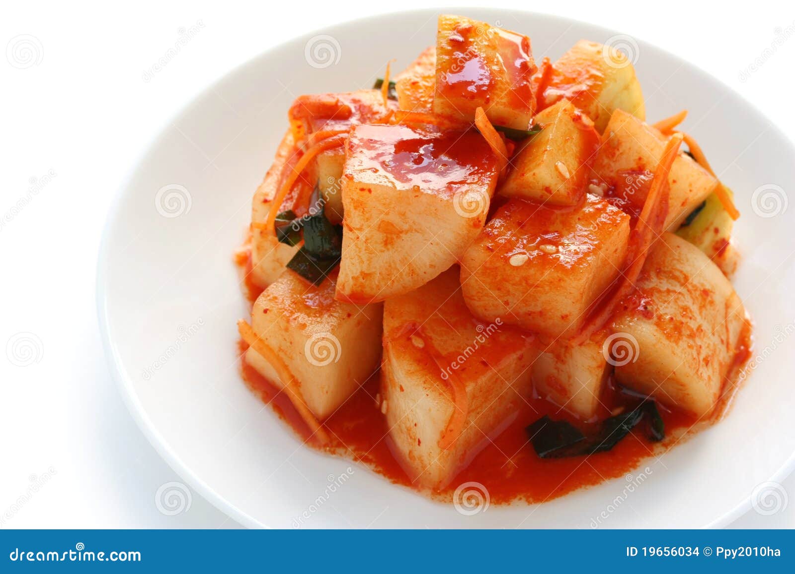 Rettich Kimchi, Koreanische Nahrung Stockfoto - Bild von teller ...