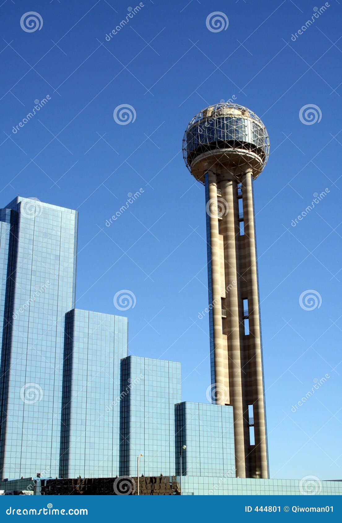 reunion tower