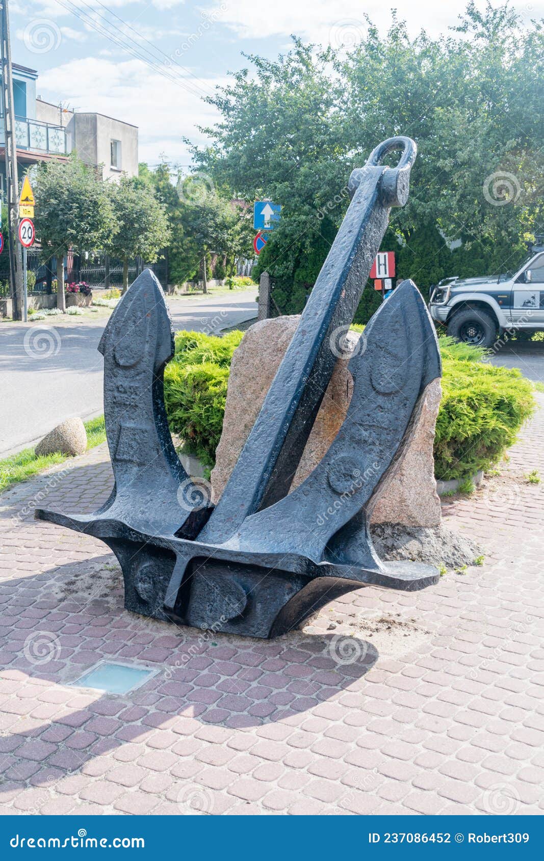 Anchor Monument at Morska Street Editorial Photography - Image of rewa ...