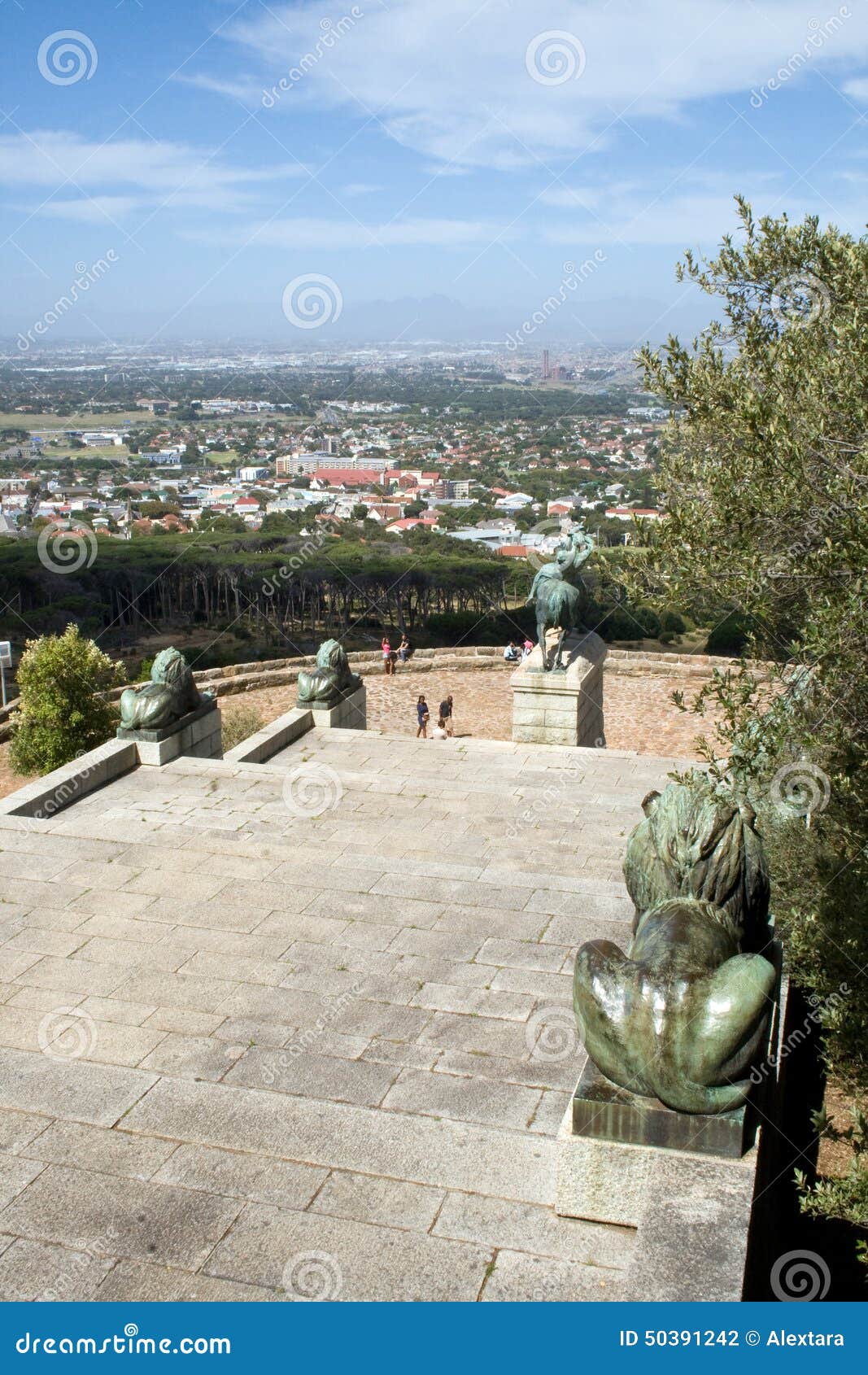 Rhodes Memorial redaktionell arkivbild. Bild av natur 50391242