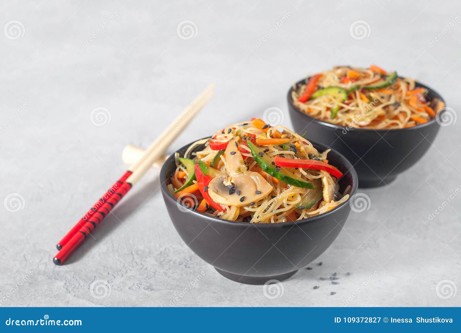 Rice Noodles with Vegetables Stock Image - Image of meat, beef: 109372827