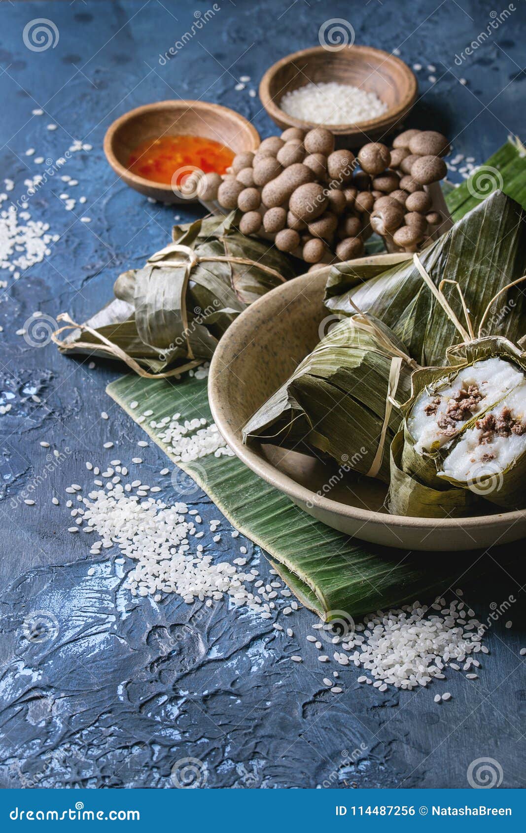 rice piramidal dumplings