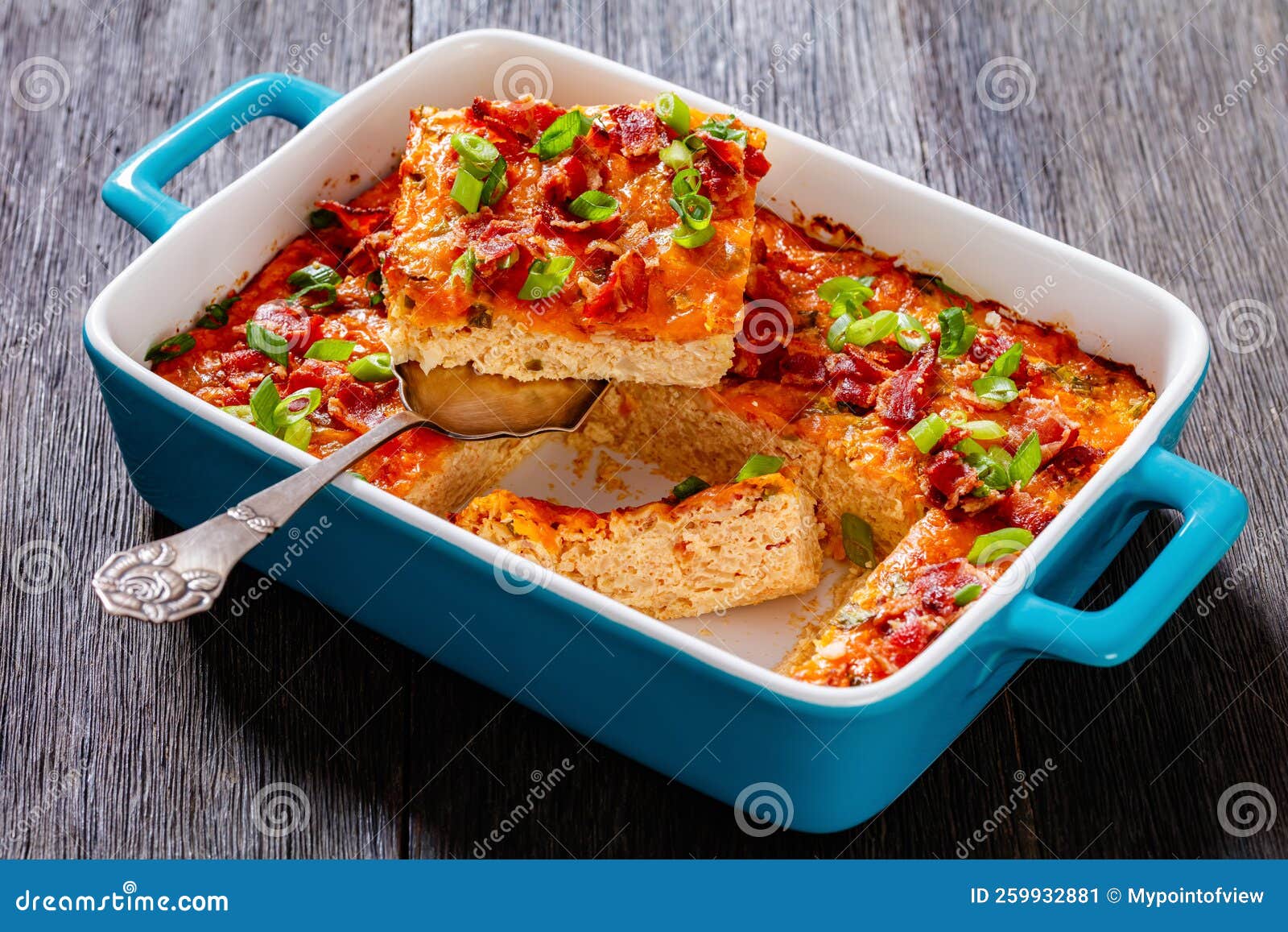 riced cauliflower breakfast bake, top view