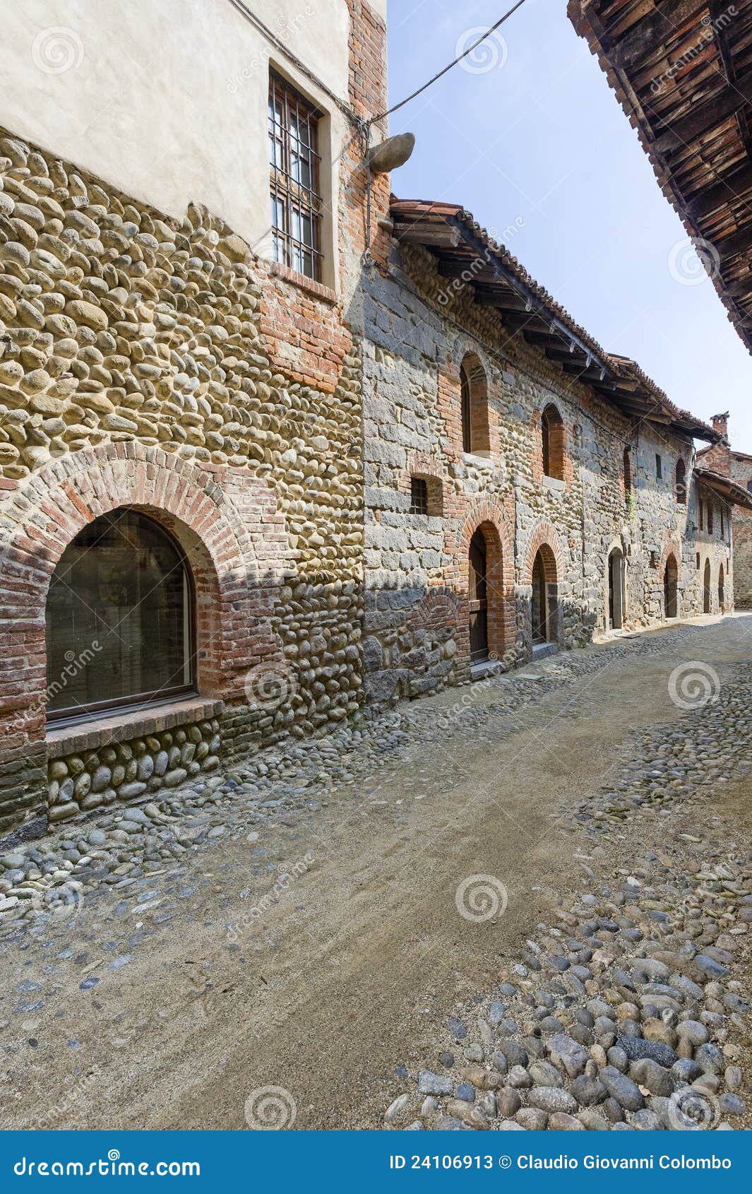 Ricetto Von Candelo Biella Italien Stockbild Bild Von Ricetto Italien 24106913