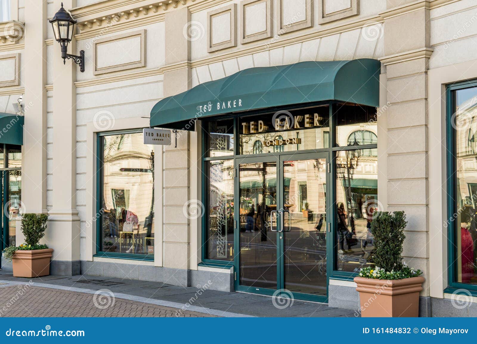 RICHMOND, CANADA - APRIL 10, 2019: Outlet Mall McArthurGlen Designer ...