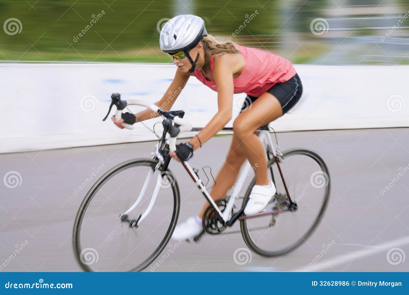 ladies bike race