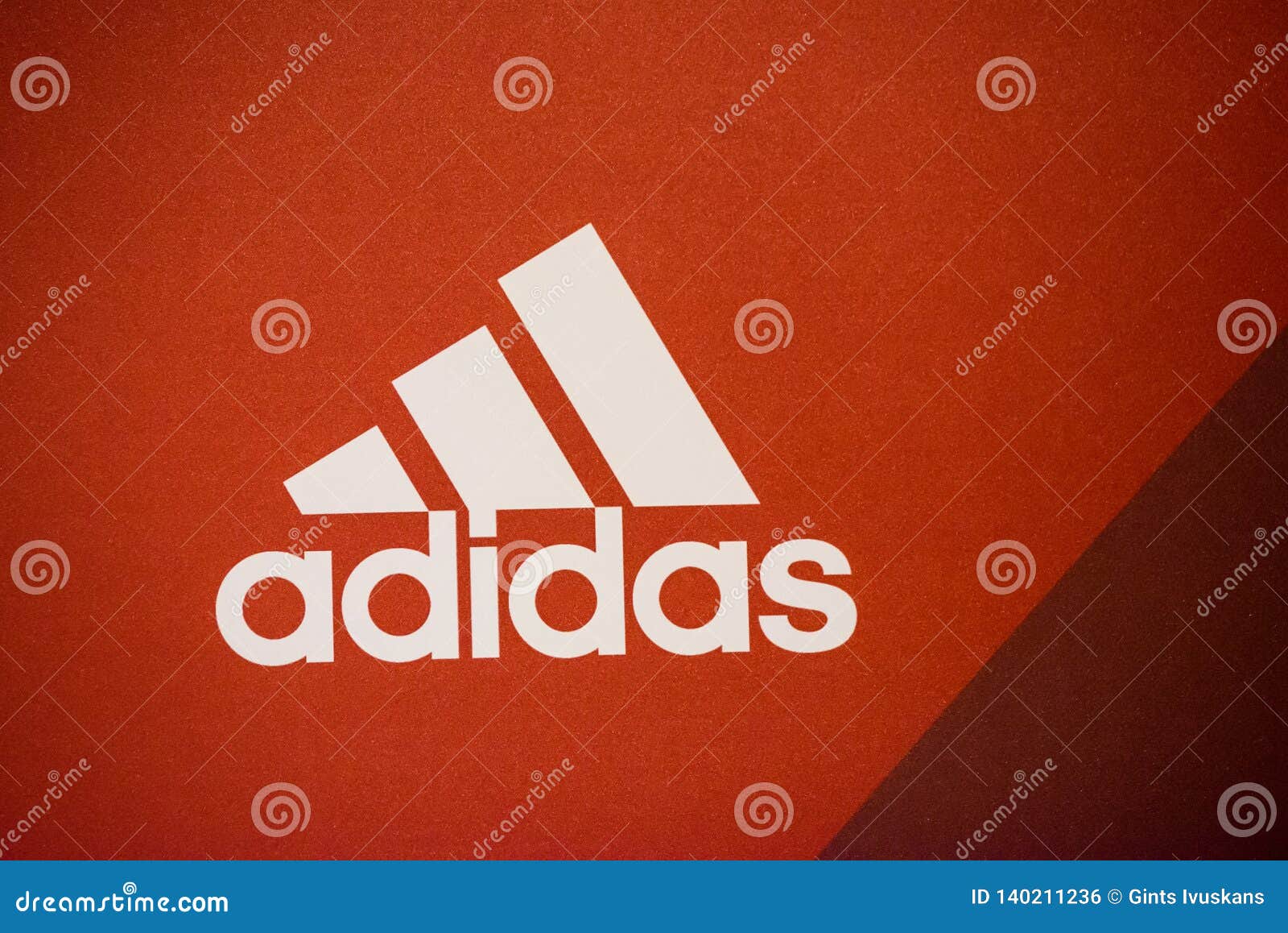 adidas golden logo