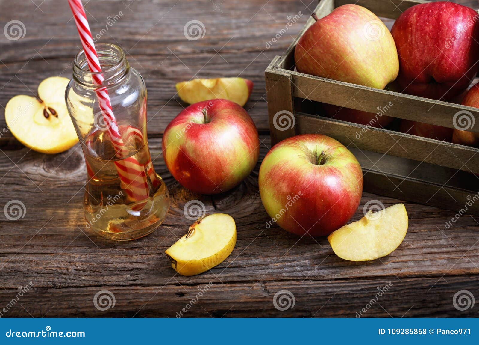 Rijp appelen en appelsap --fruit-appel-dranken