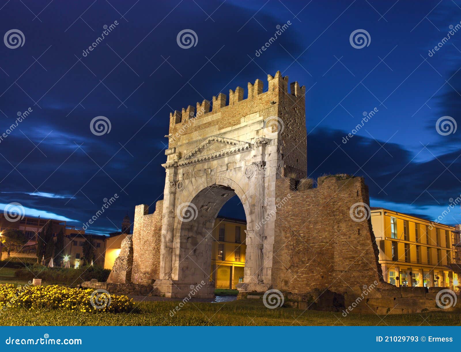 rimini, the arch of augustus