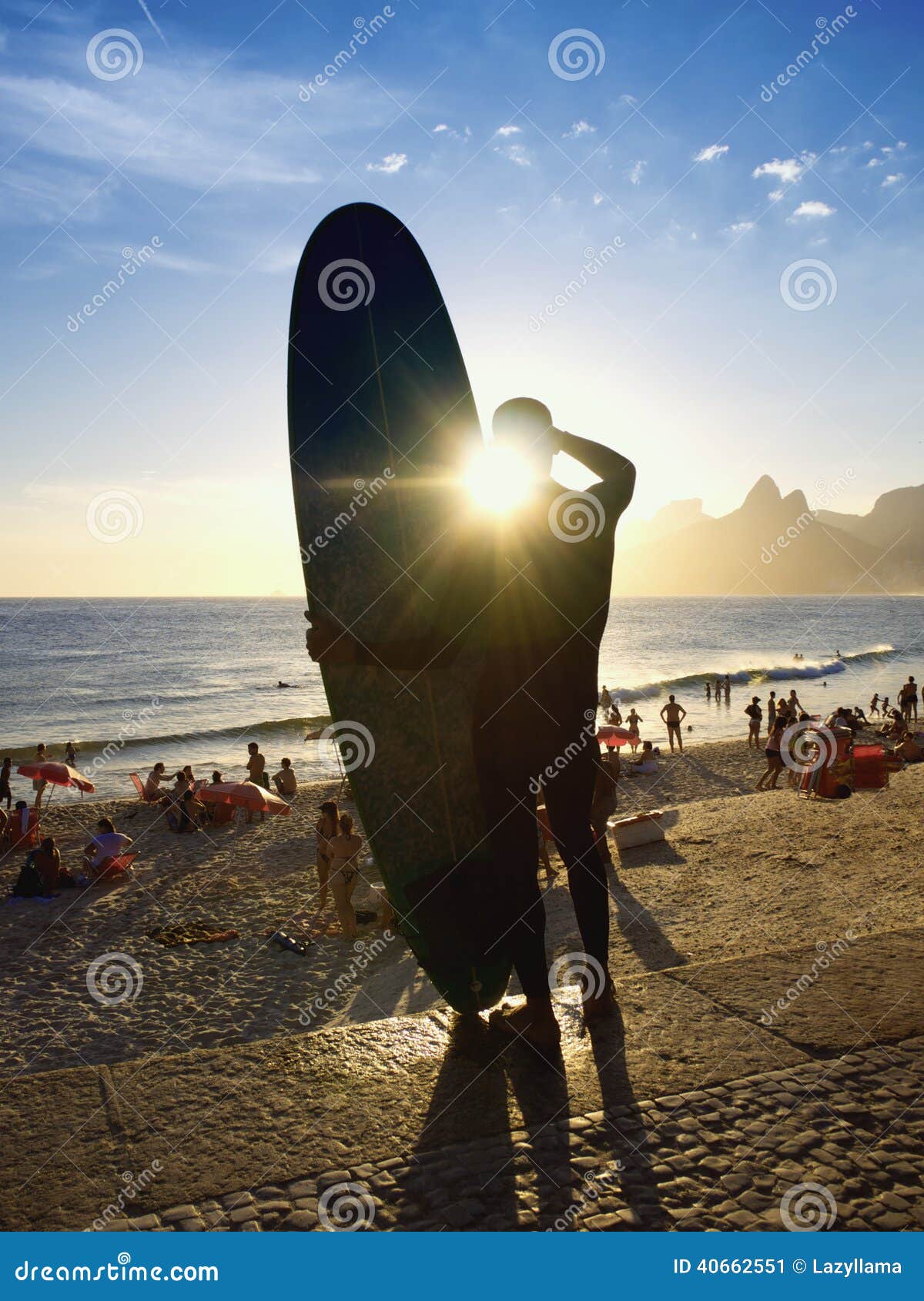 Rio Surfboard Sunset Surfer Arpoador Brasile Fotografia Editoriale
