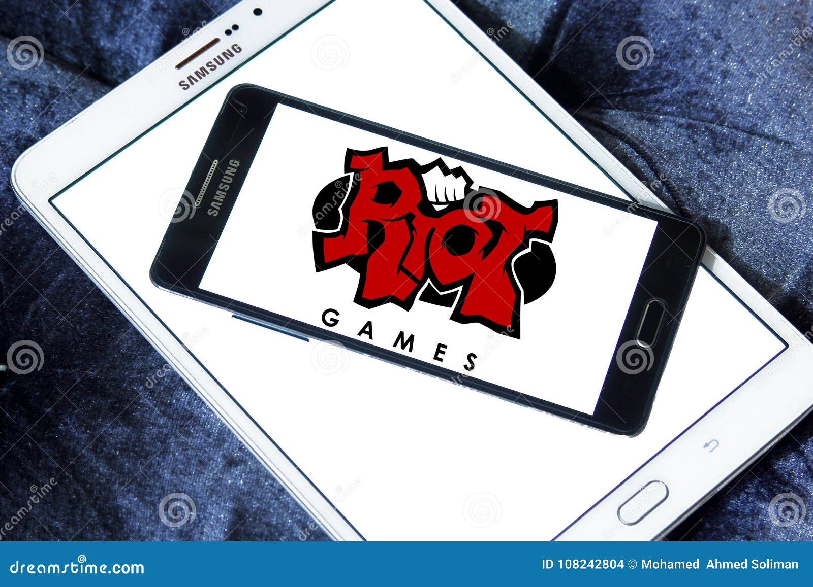 Download Riot games Logo