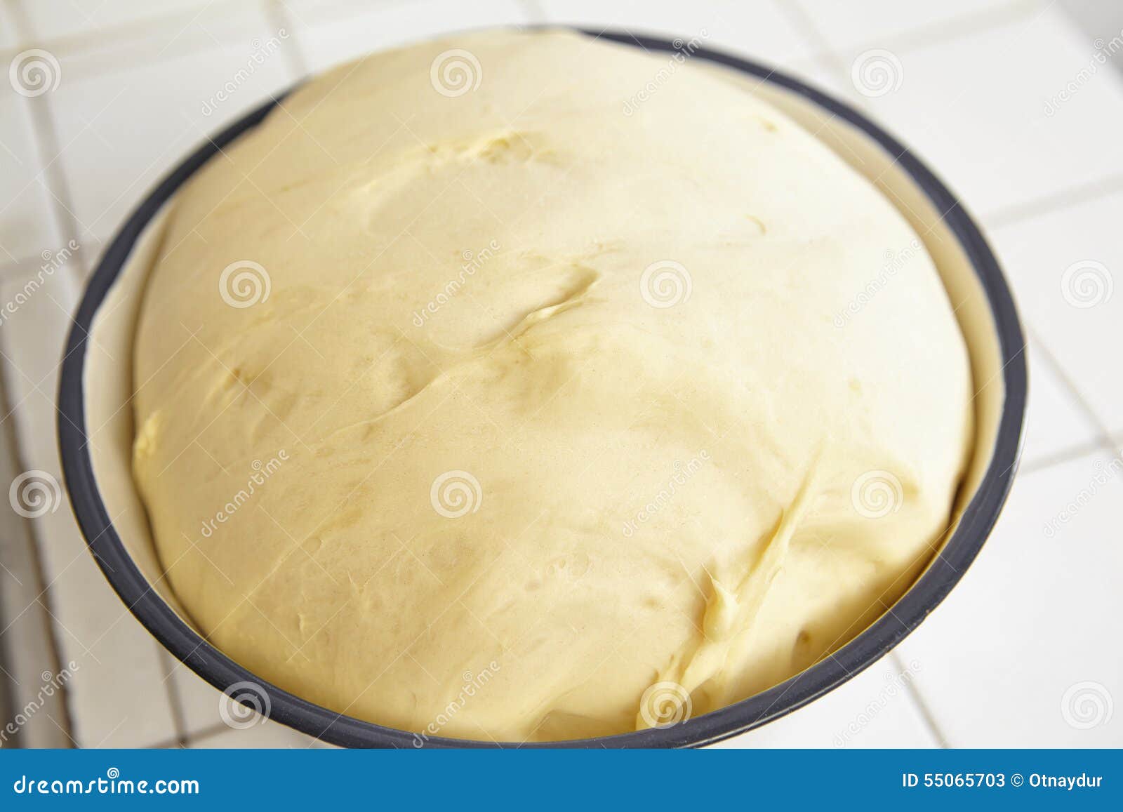 Rising bread dough stock image. Image of cook, preparation 55065703