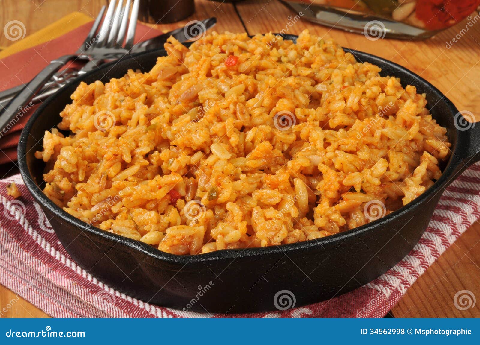 Riso spagnolo fotografia stock. Immagine di posate, friggere 34562998