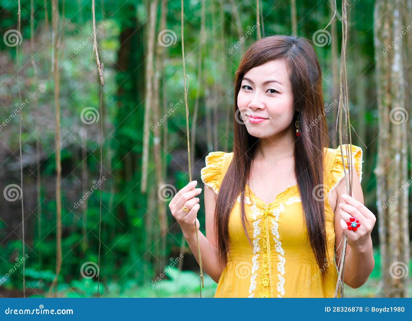 Ritratto Delle Donne Asiatiche Fotografia Stock - Immagine ...