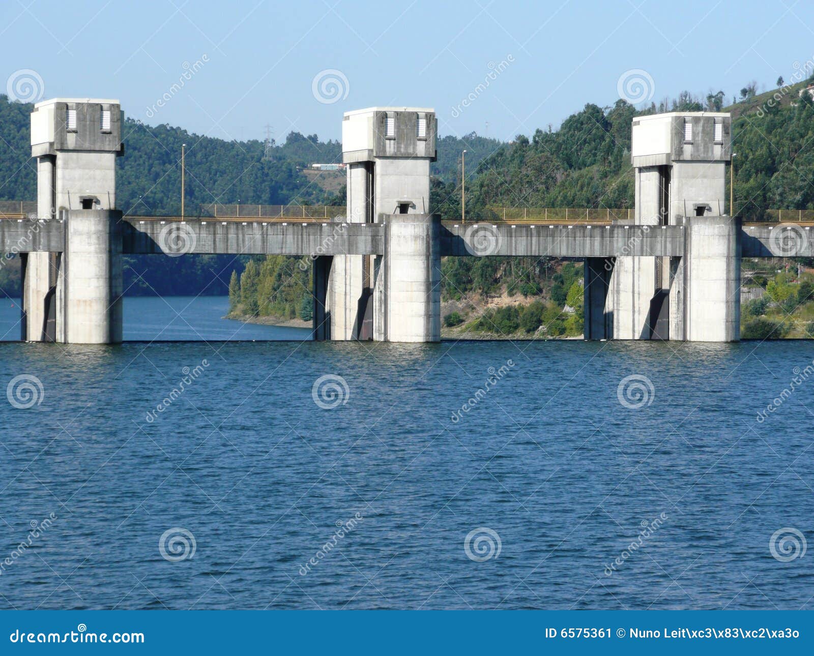River douro dam lever stock image. Image of levels, porto 6575361