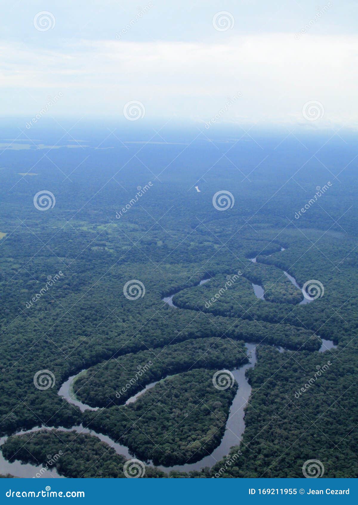 a river meanders in the congo jungle, kasaÃÂ¯