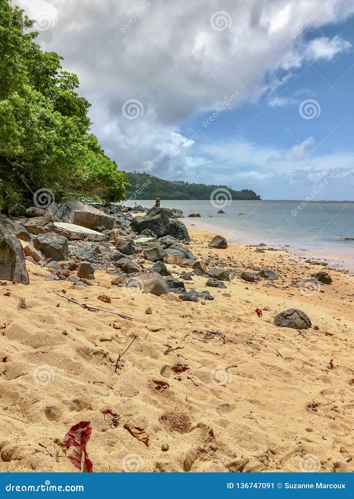 Anini Beach Kauai Hawaii Usa Stock Image Image Of Colorful Activity 136747091