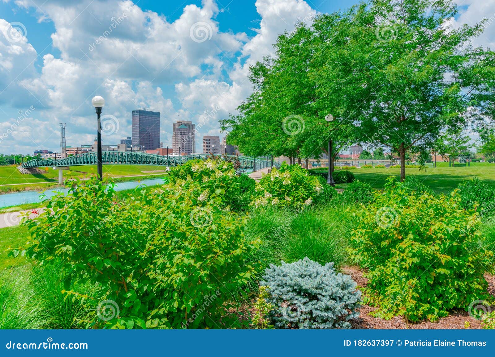 the river scape park area of dayton, ohio and the great miami river
